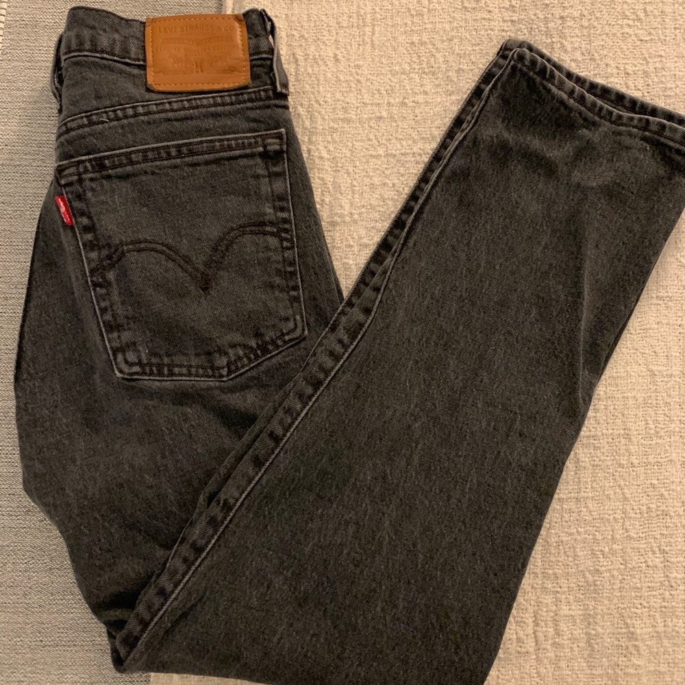 Levi’s wedgie fit straight jeans size 26